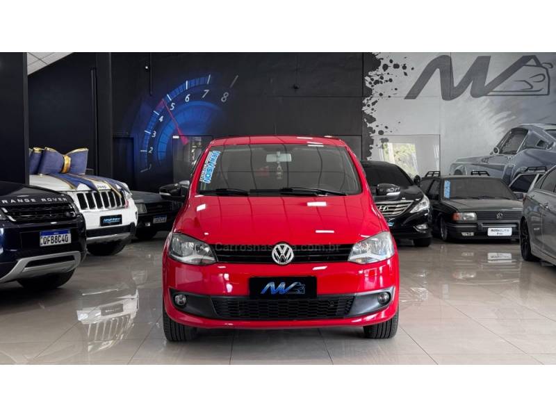 VOLKSWAGEN - FOX - 2011/2011 - Vermelha - R$ 40.900,00