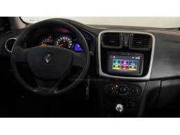 RENAULT - SANDERO - 2018/2018 - Branca - R$ 47.900,00
