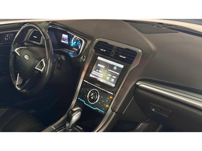 FORD - FUSION - 2013/2013 - Branca - R$ 82.900,00