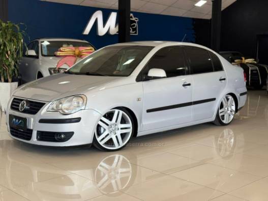 VOLKSWAGEN - POLO - 2008/2008 - Prata - R$ 39.900,00