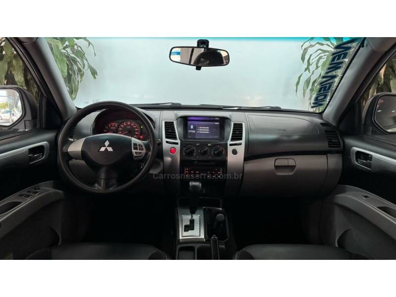 MITSUBISHI - PAJERO DAKAR - 2013/2013 - Prata - R$ 113.900,00