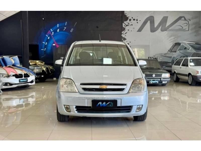 CHEVROLET - MERIVA - 2010/2011 - Prata - R$ 35.900,00
