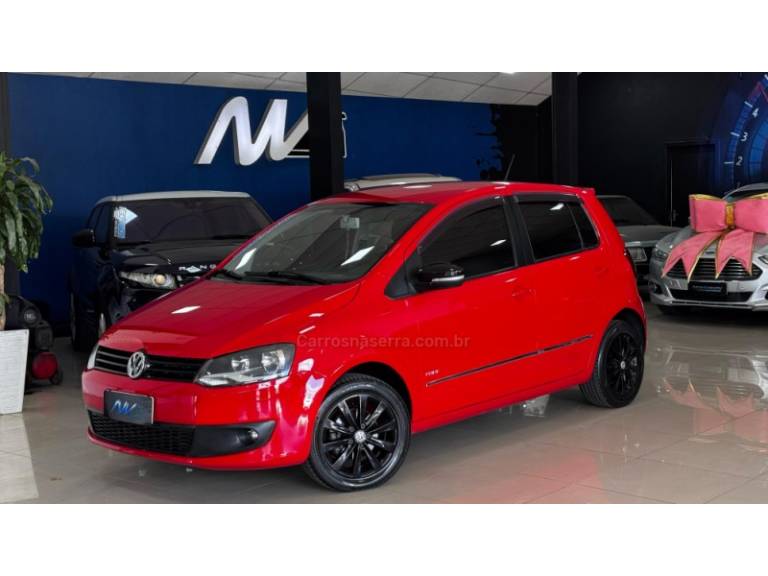 VOLKSWAGEN - FOX - 2011/2011 - Vermelha - R$ 40.900,00