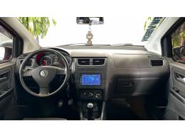 VOLKSWAGEN - FOX - 2011/2011 - Vermelha - R$ 40.900,00