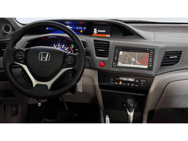HONDA - CIVIC - 2013/2013 - Prata - R$ 79.900,00