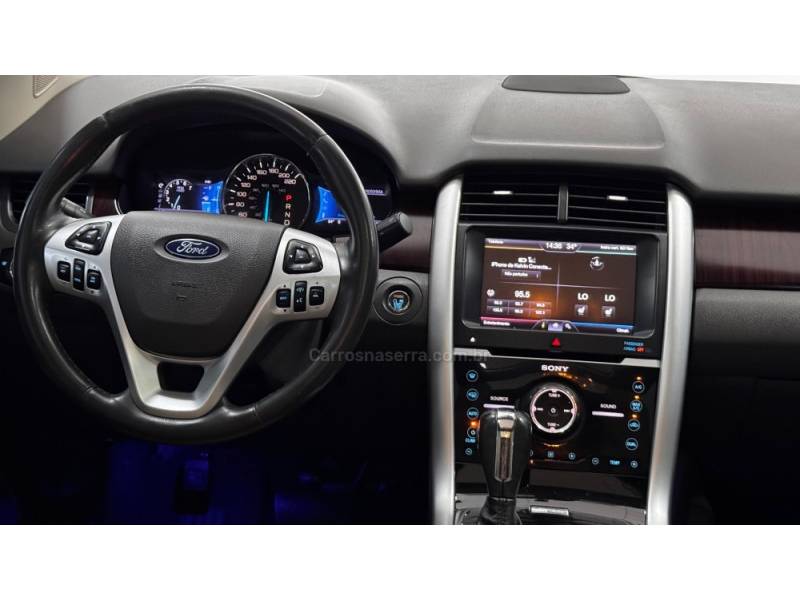 FORD - EDGE - 2012/2013 - Prata - R$ 78.900,00