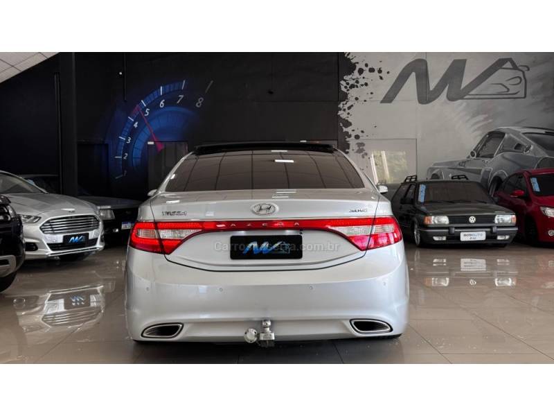 HYUNDAI - AZERA - 2012/2013 - Prata - R$ 82.900,00