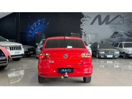 VOLKSWAGEN - VOYAGE - 2015/2016 - Vermelha - R$ 49.900,00