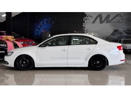 VOLKSWAGEN - JETTA - 2012/2013 - Branca - R$ 80.900,00