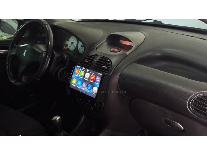 PEUGEOT - 206 - 2008/2008 - Preta - R$ 24.900,00