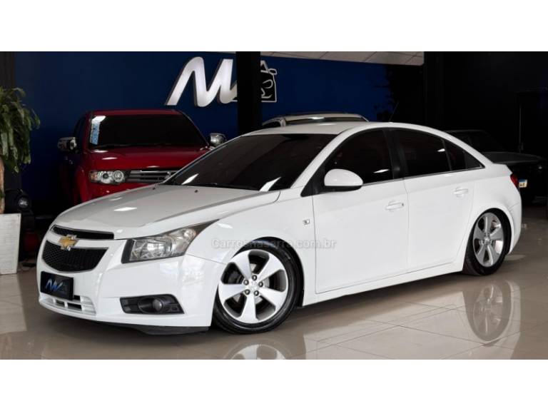 CHEVROLET - CRUZE - 2013/2013 - Branca - R$ 60.900,00