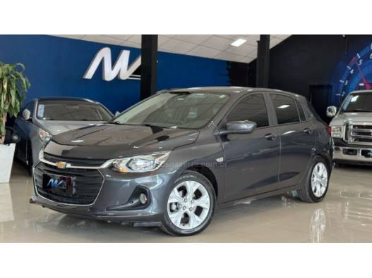 CHEVROLET - ONIX - 2023/2024 - Cinza - R$ 99.900,00