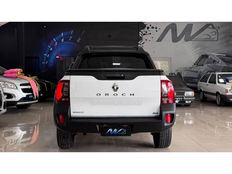 RENAULT - DUSTER OROCH - 2018/2019 - Branca - R$ 78.900,00