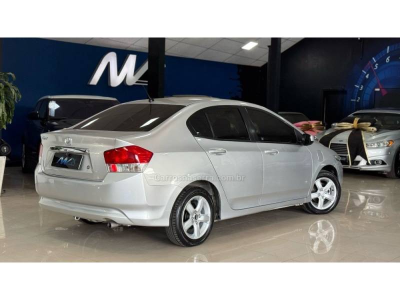 HONDA - CITY - 2011/2011 - Prata - R$ 48.900,00