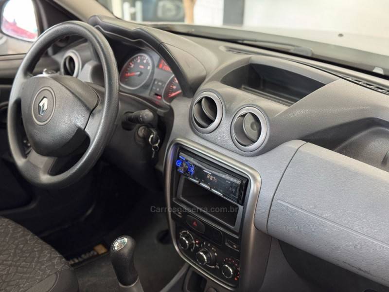 RENAULT - DUSTER - 2012/2013 - Prata - R$ 49.900,00