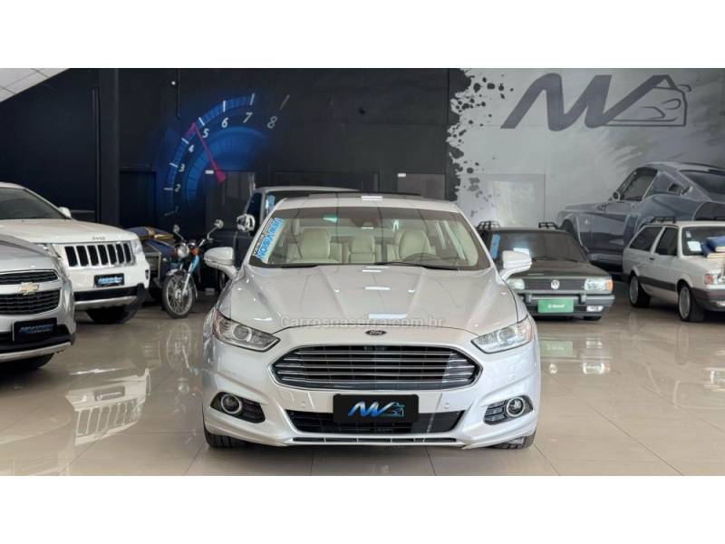 FORD - FUSION - 2013/2013 - Prata - R$ 82.900,00