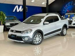 VOLKSWAGEN - SAVEIRO - 2015/2016 - Prata - R$ 79.900,00
