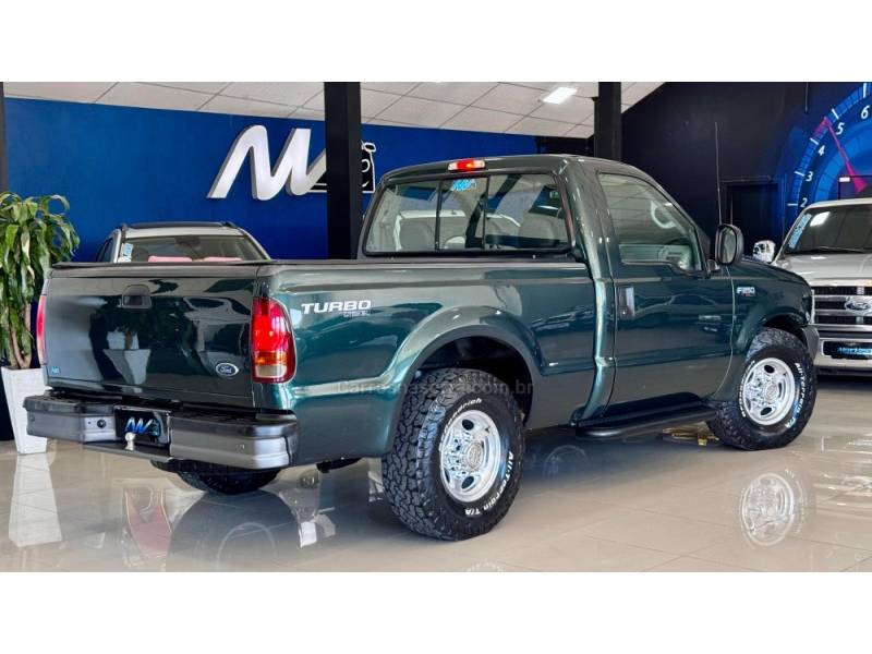 FORD - F-250 - 2003/2003 - Verde - R$ 139.900,00