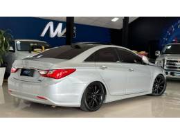 HYUNDAI - SONATA - 2011/2012 - Prata - R$ 72.900,00