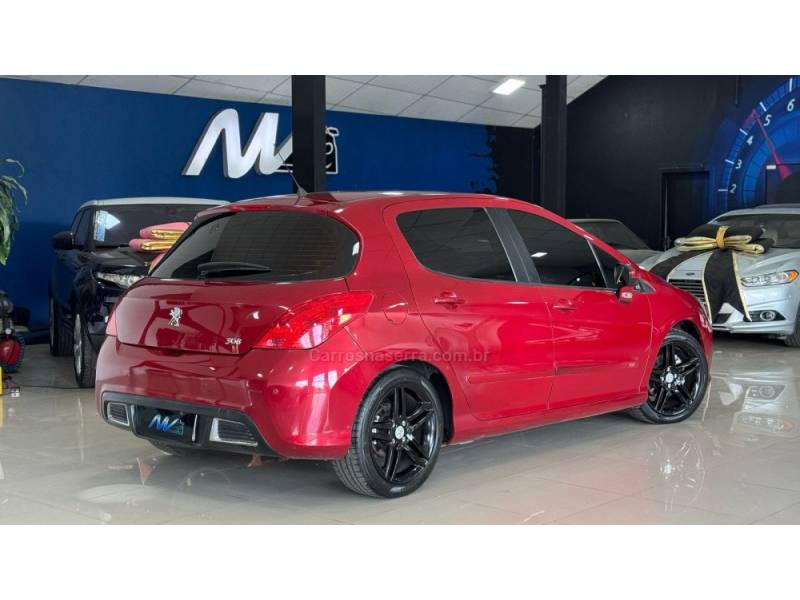 PEUGEOT - 308 - 2013/2014 - Vermelha - R$ 49.900,00