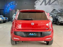 FIAT - PUNTO - 2015/2016 - Vermelha - R$ 49.900,00