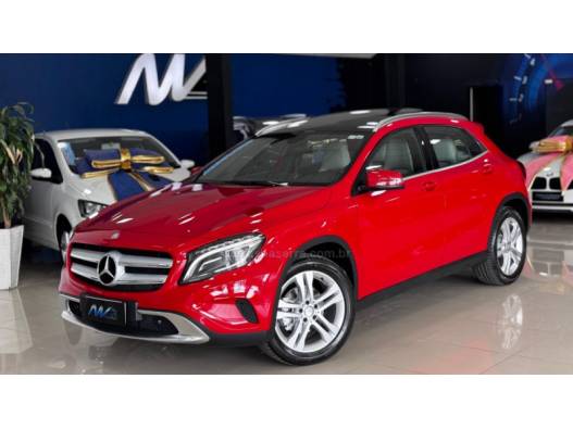 MERCEDES-BENZ - GLA 200 - 2015/2015 - Vermelha - R$ 122.900,00
