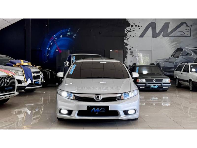 HONDA - CIVIC - 2013/2013 - Prata - R$ 79.900,00