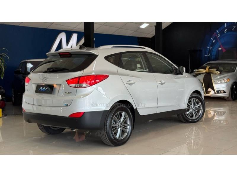 HYUNDAI - IX35 - 2017/2018 - Prata - R$ 90.900,00