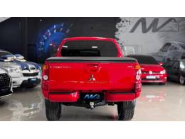 MITSUBISHI - L200 - 2014/2015 - Vermelha - R$ 136.900,00