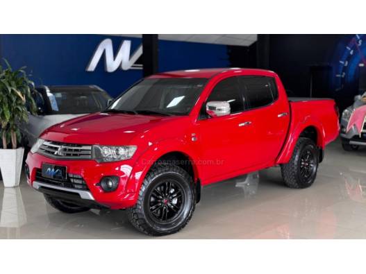 MITSUBISHI - L200 - 2014/2015 - Vermelha - R$ 136.900,00