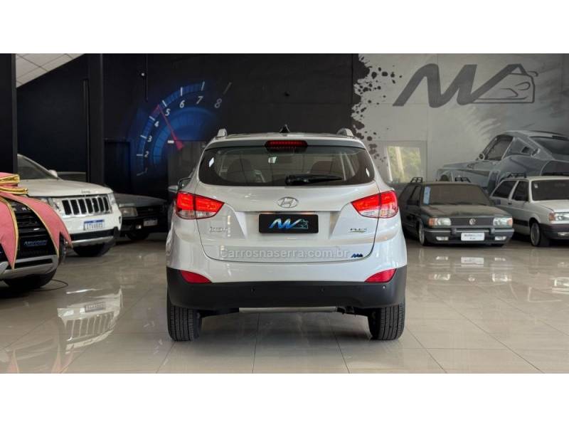 HYUNDAI - IX35 - 2017/2018 - Prata - R$ 90.900,00