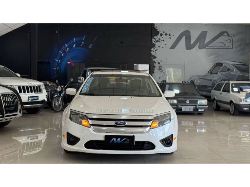 FORD - FUSION - 2011/2012 - Branca - R$ 54.900,00