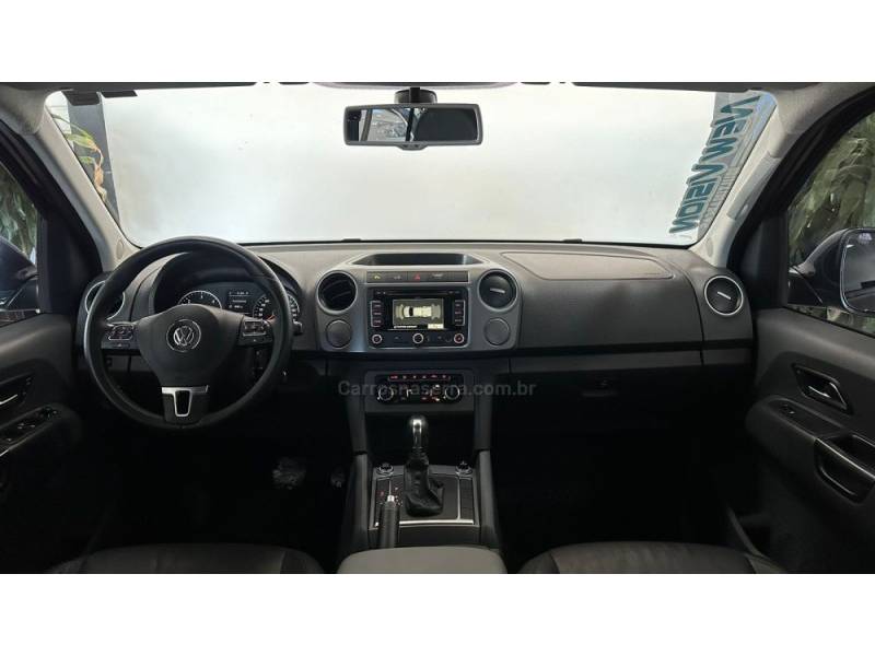 VOLKSWAGEN - AMAROK - 2014/2014 - Preta - R$ 110.900,00