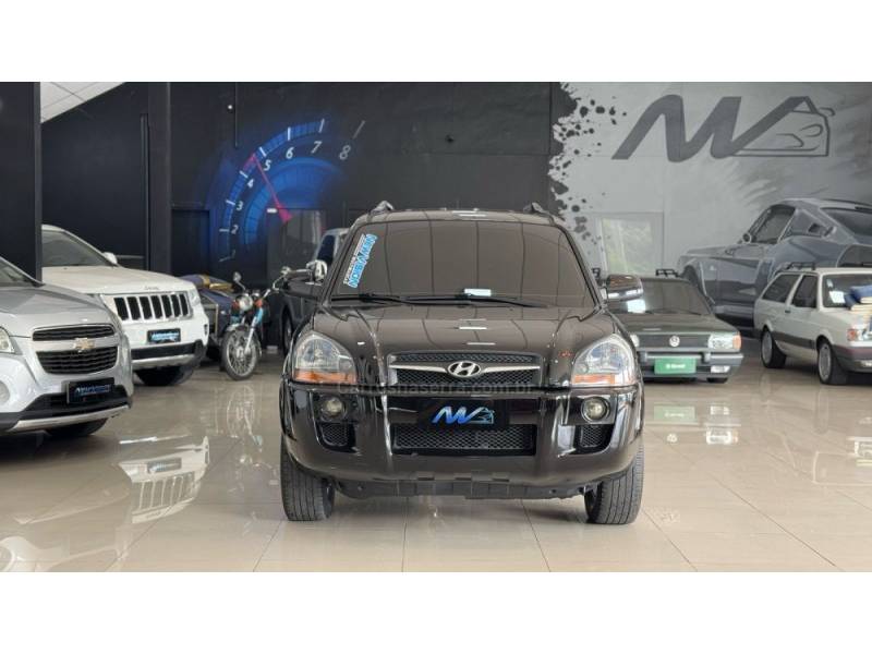 HYUNDAI - TUCSON - 2010/2010 - Preta - R$ 44.900,00