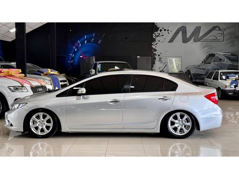 HONDA - CIVIC - 2013/2013 - Prata - R$ 79.900,00