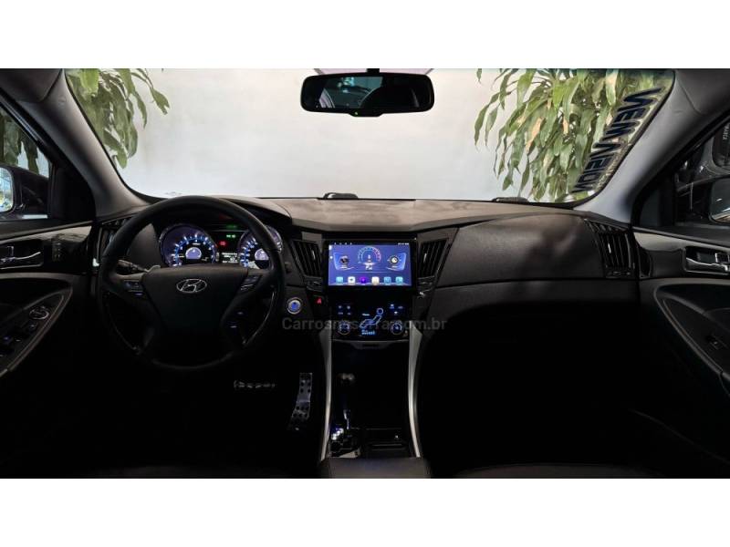 HYUNDAI - SONATA - 2011/2012 - Preta - R$ 72.900,00