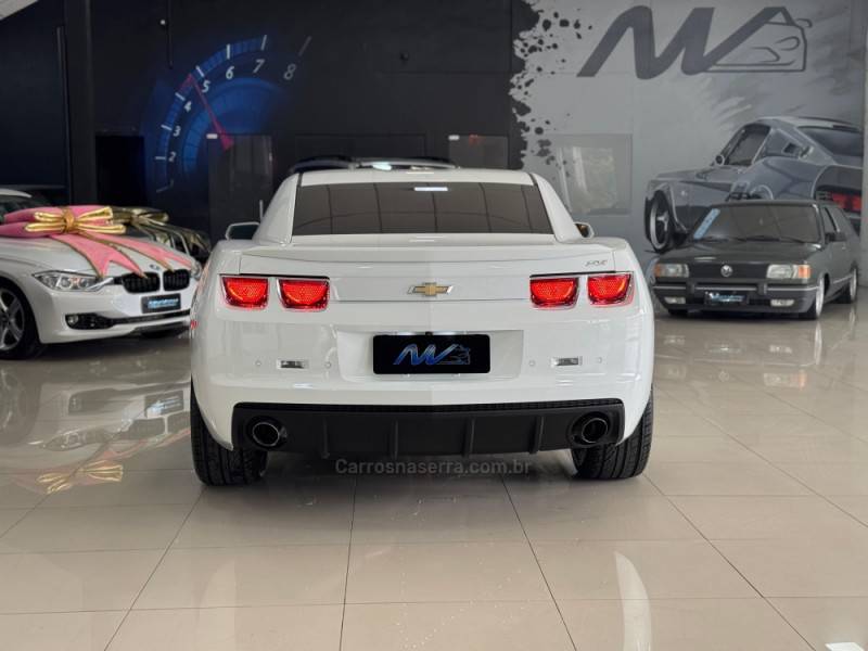 CHEVROLET - CAMARO - 2012/2013 - Branca - R$ 229.900,00