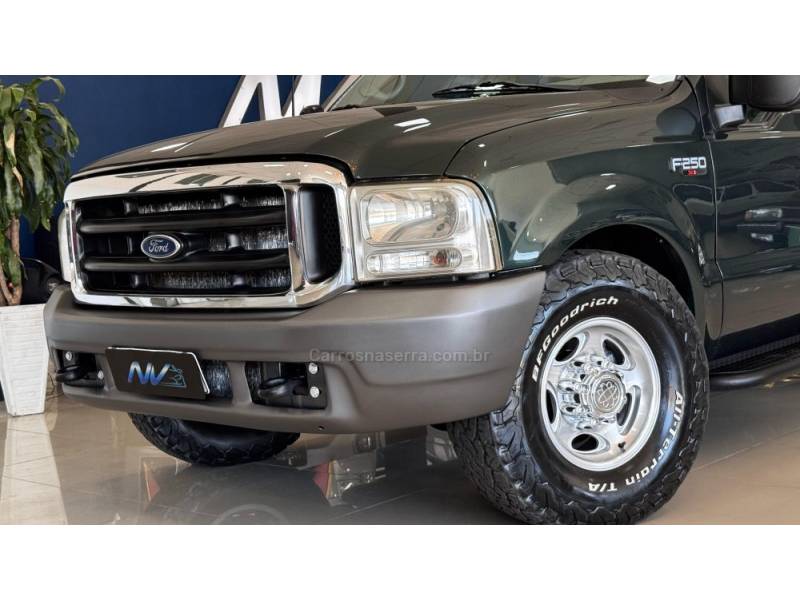 FORD - F-250 - 2003/2003 - Verde - R$ 139.900,00