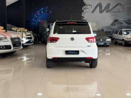 VOLKSWAGEN - FOX - 2015/2016 - Branca - R$ 54.900,00