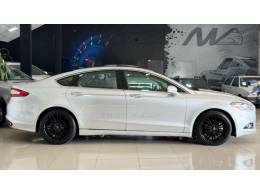 FORD - FUSION - 2013/2013 - Prata - R$ 82.900,00
