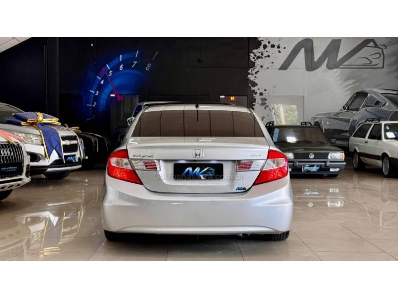 HONDA - CIVIC - 2013/2013 - Prata - R$ 79.900,00