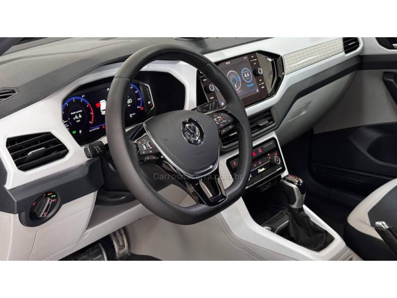 VOLKSWAGEN - T-CROSS - 2019/2020 - Azul - R$ 112.900,00