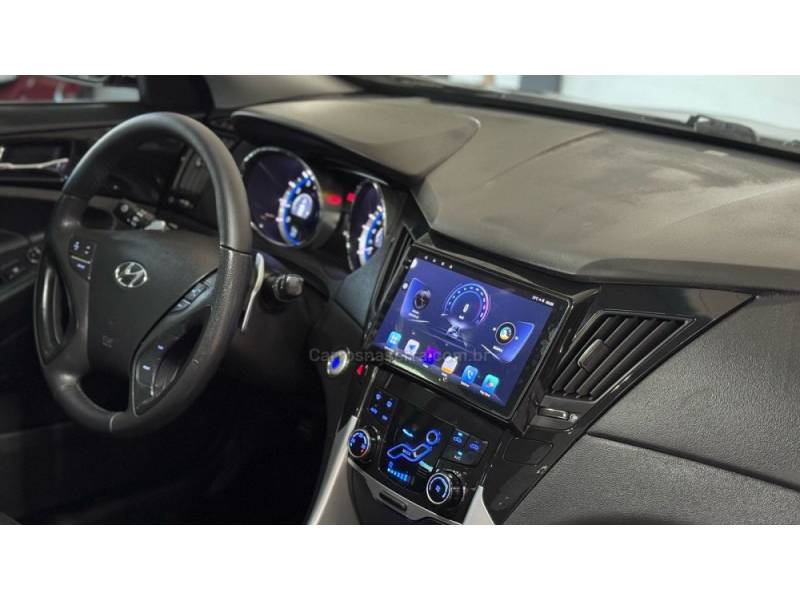 HYUNDAI - SONATA - 2011/2012 - Preta - R$ 72.900,00