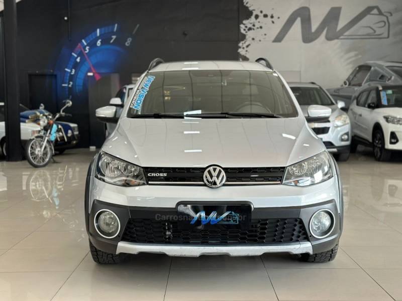VOLKSWAGEN - SAVEIRO - 2015/2016 - Prata - R$ 79.900,00