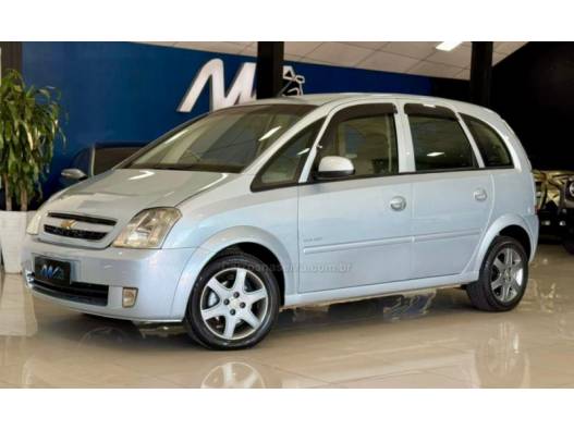 CHEVROLET - MERIVA - 2010/2011 - Prata - R$ 35.900,00