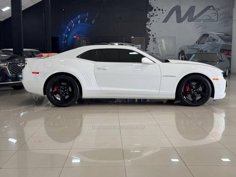 CHEVROLET - CAMARO - 2012/2013 - Branca - R$ 229.900,00