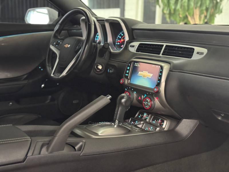 CHEVROLET - CAMARO - 2012/2013 - Branca - R$ 229.900,00
