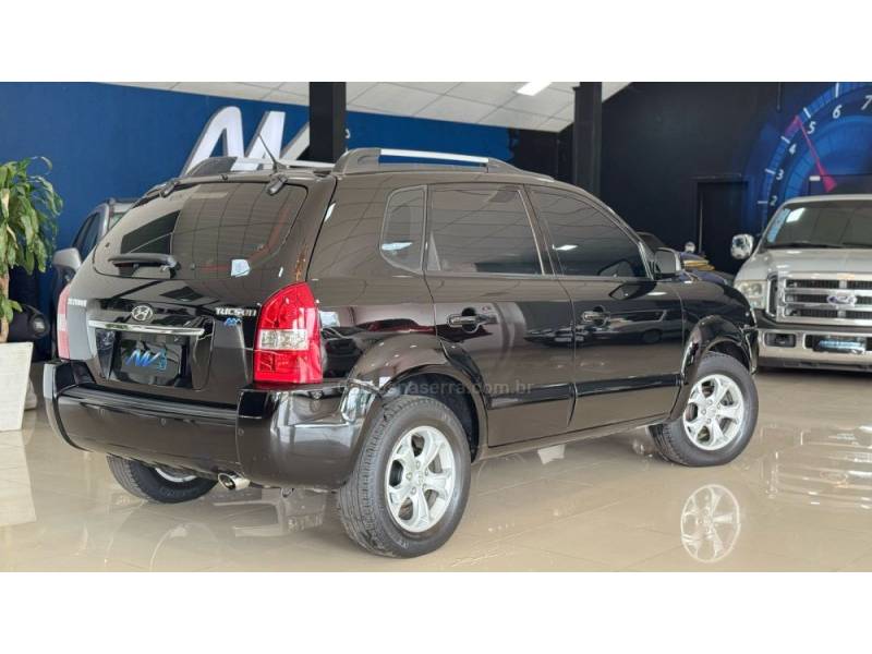 HYUNDAI - TUCSON - 2010/2010 - Preta - R$ 44.900,00