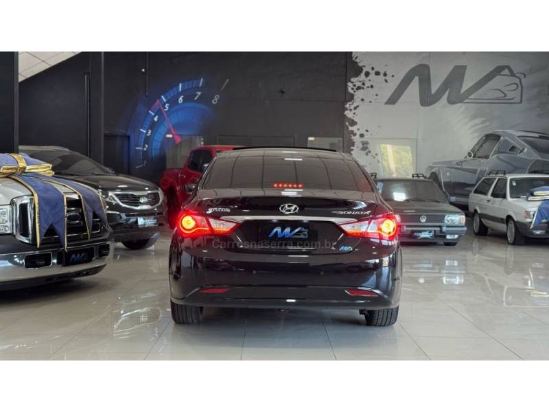 HYUNDAI - SONATA - 2011/2012 - Preta - R$ 72.900,00