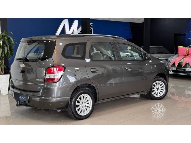CHEVROLET - SPIN - 2012/2013 - Cinza - R$ 58.900,00